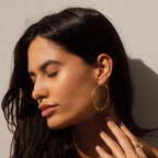 Brinco Nó de Ouro 18K